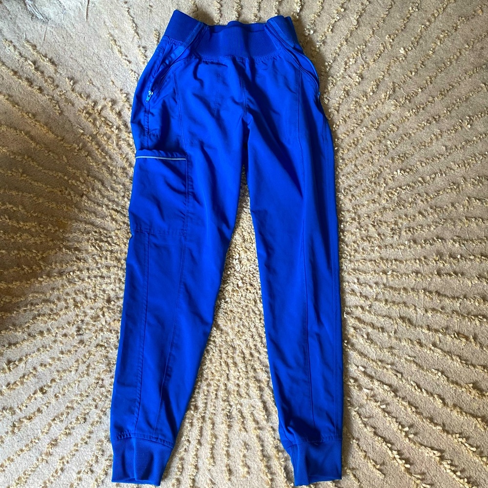 Cherokee Infinity Women Scrubs Pant Mid Rise Jogger